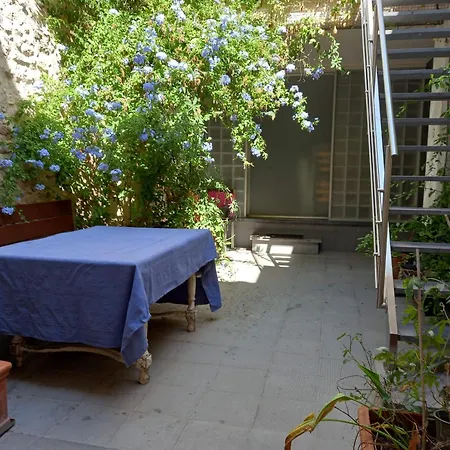La Maison Bleue *